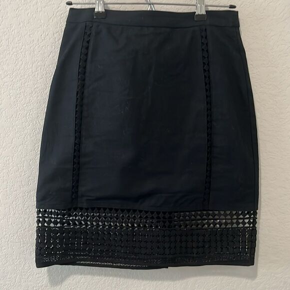 J.CREW Black Linen Pencil Shirt with Crochet Detailing, Size 2P - Picture 3 of 10